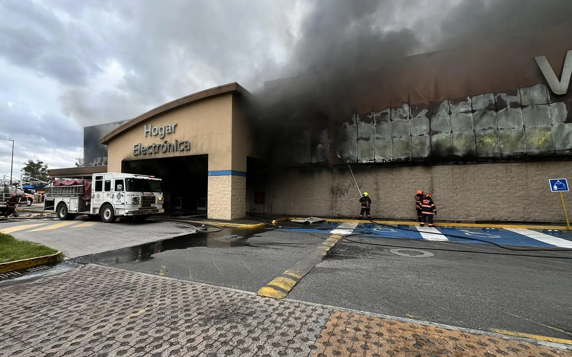 Incendio Walmart